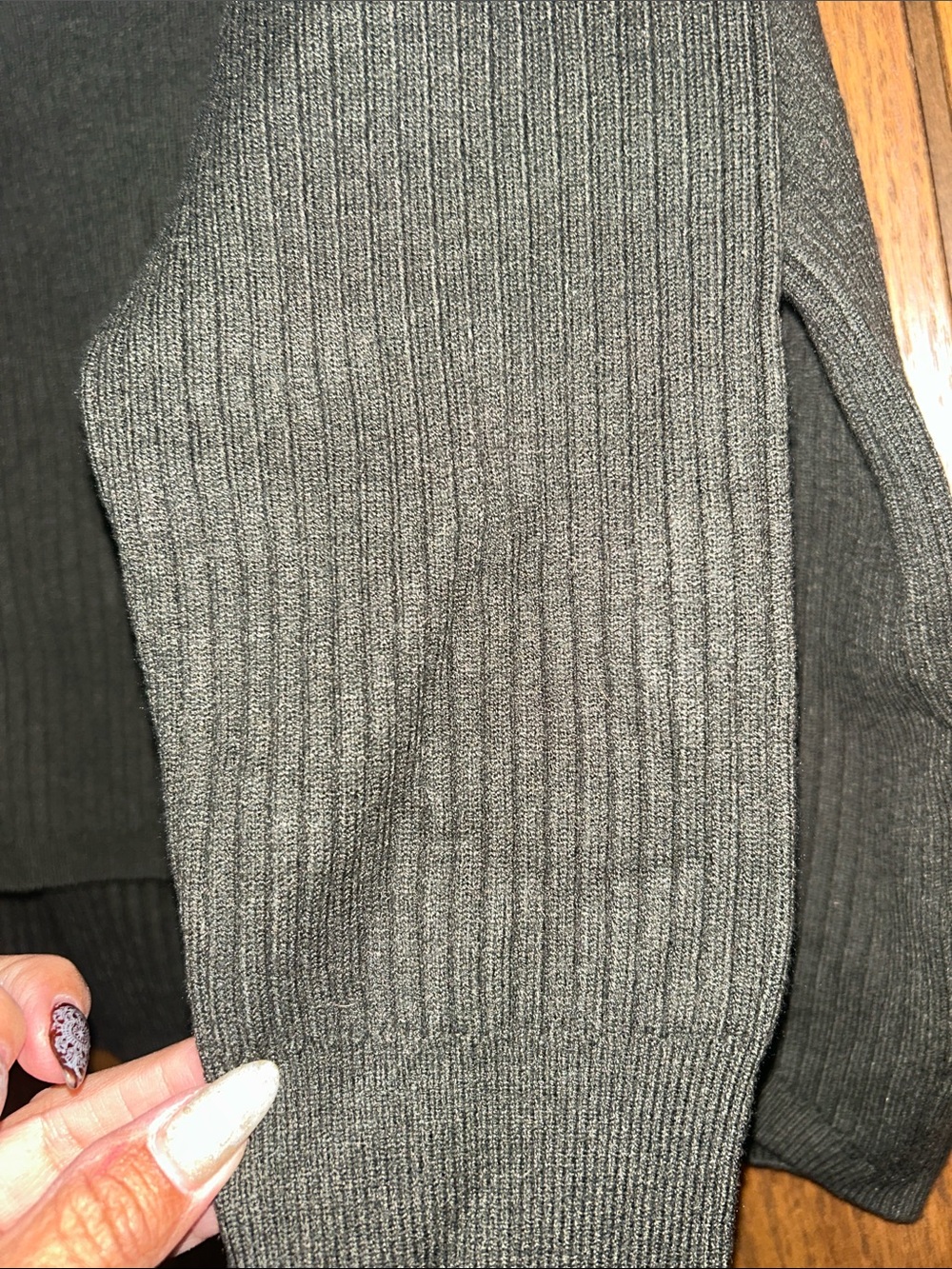 Relaxed Ribbed Crewneck Sweater in deep army green - Picture 2 of 3